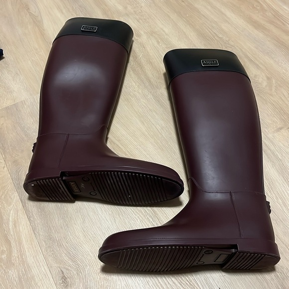 Aigle Shoes - 🇫🇷 ☔️ AIGLE rubber boots Tall Burgundy and Black 37